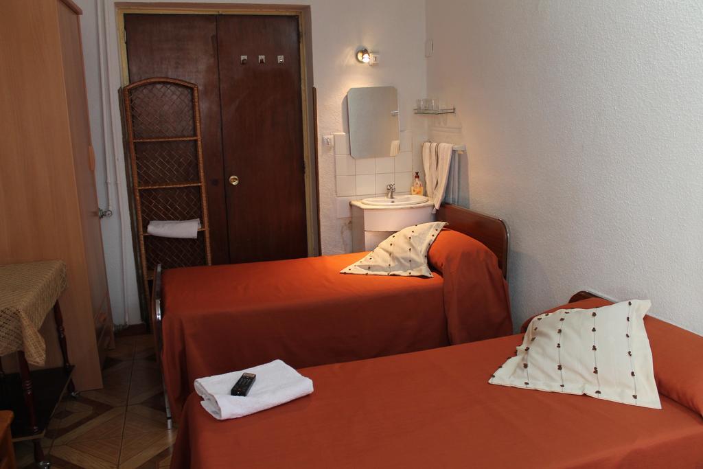 Hostal Xucar Madri Quarto foto