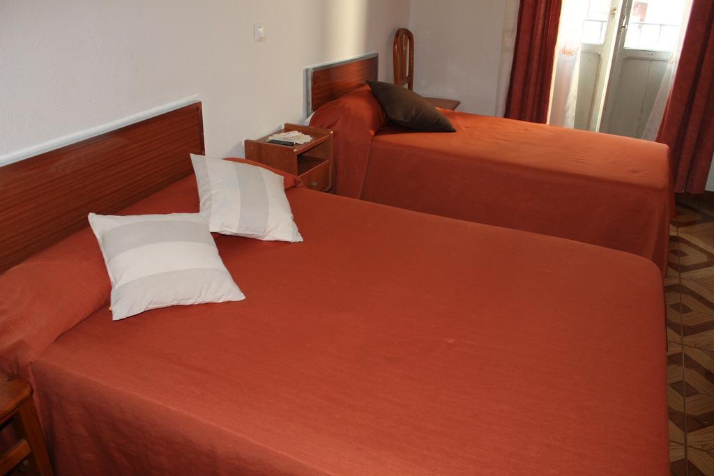 Hostal Xucar Madri Quarto foto